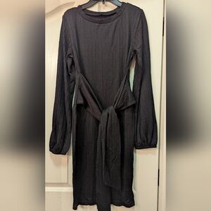 Elegant Black Long-Sleeve Dress